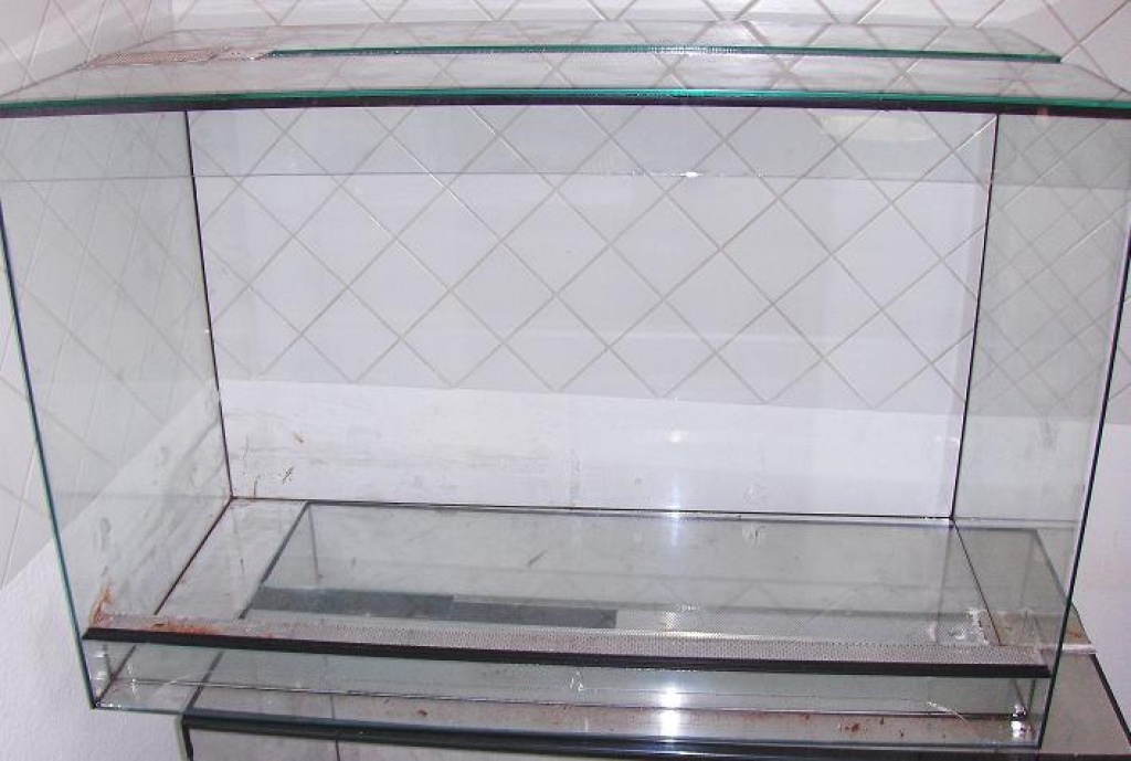Verkaufe 2 riesen glas terrarien - Schlangen - Dresden