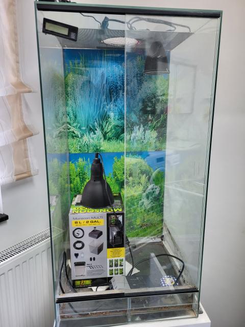 Terrarium mit Unterschrank auf Rollen, touchclose und Zubehör  - Chamaeleon - Erfurt Töttleben