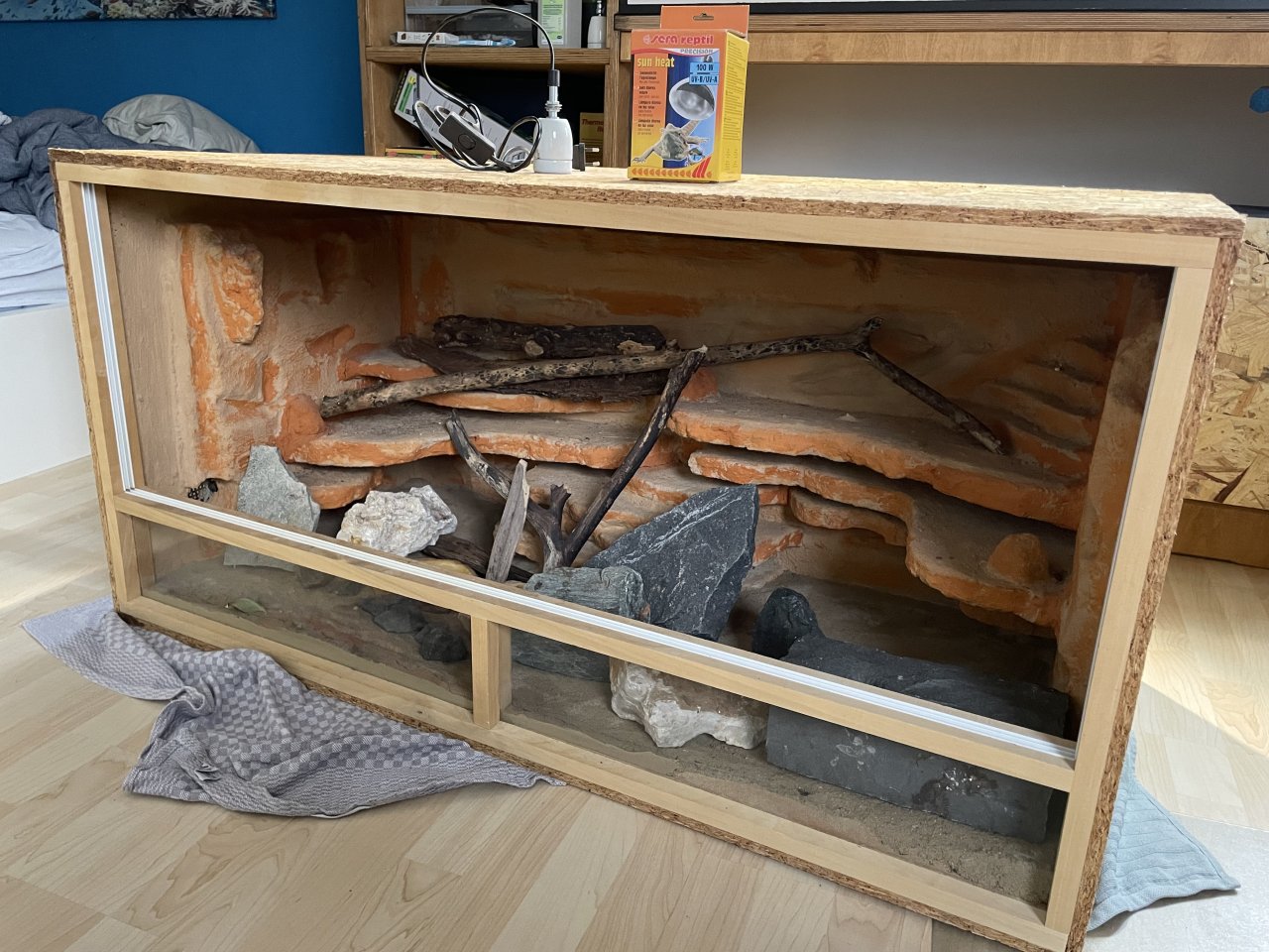 Wüsten Oder Trocken Terrarium 61*120*60 H*B*T - Terrarien - Bruchköbel